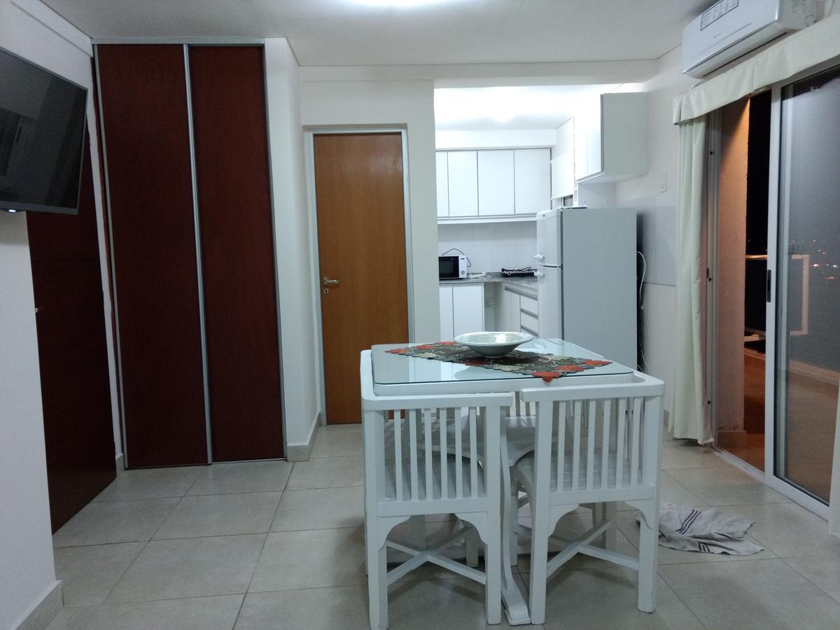 Altos Del Boulevard Apartment *